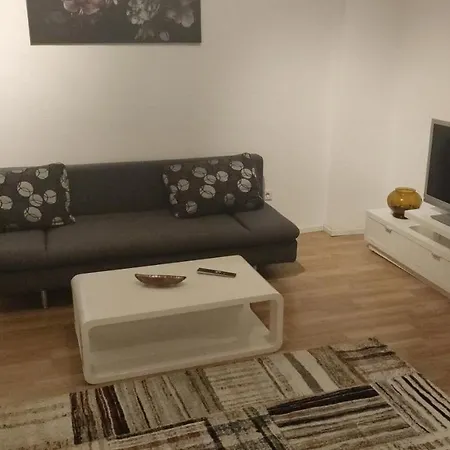 Altbau Stylisch, Zentral Modern Mit Balkon Mitten In * 비스바덴