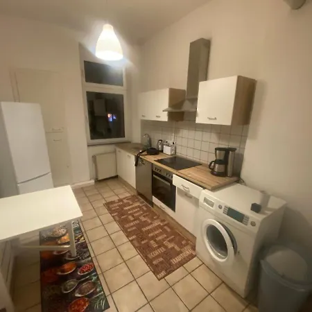 아파트 Altbau Stylisch, Zentral Modern Mit Balkon Mitten In *